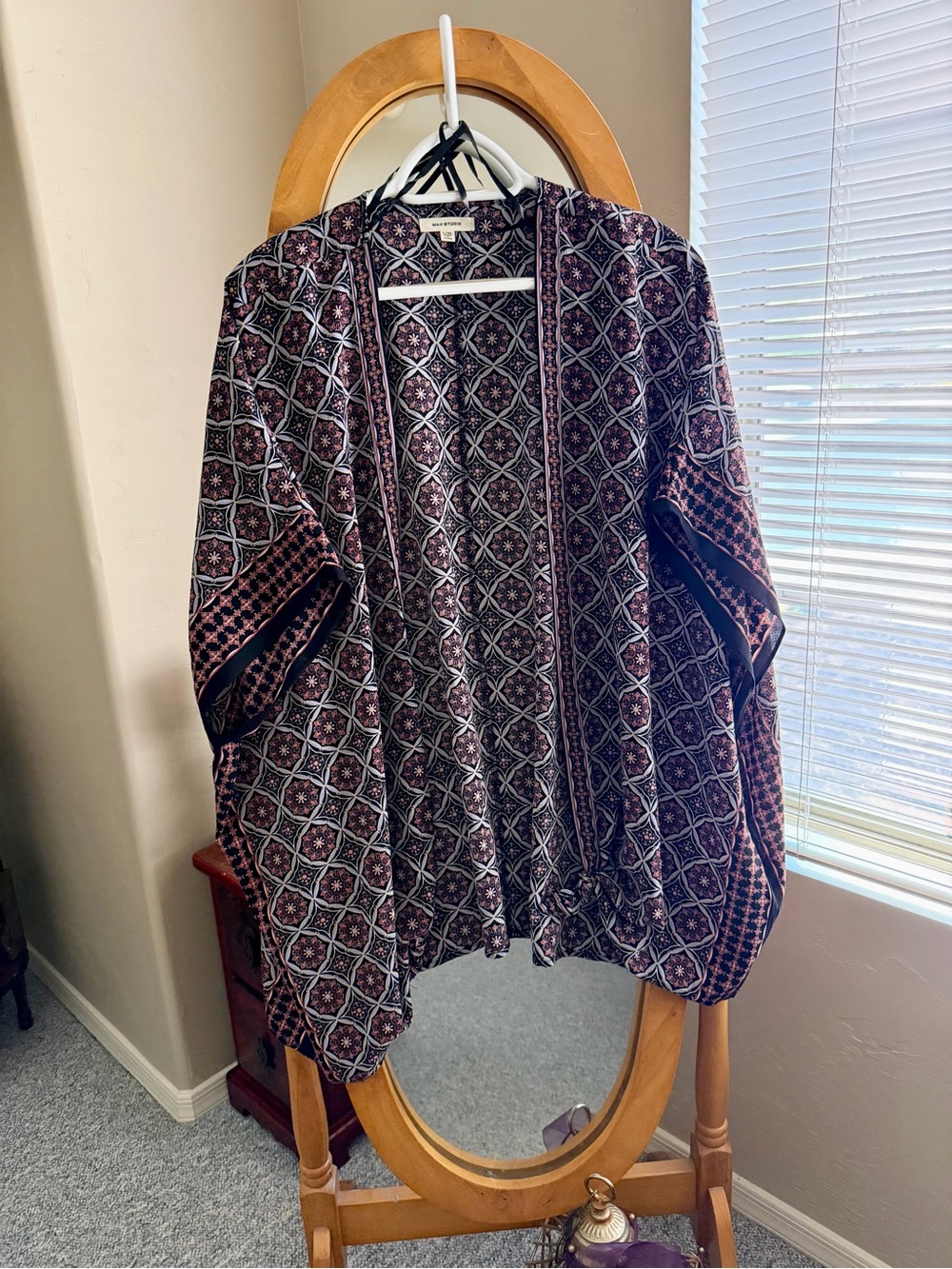 Max Studio Open-Front Kimono/Coverup in Black, Blue and Pink - Picture 2 of 7